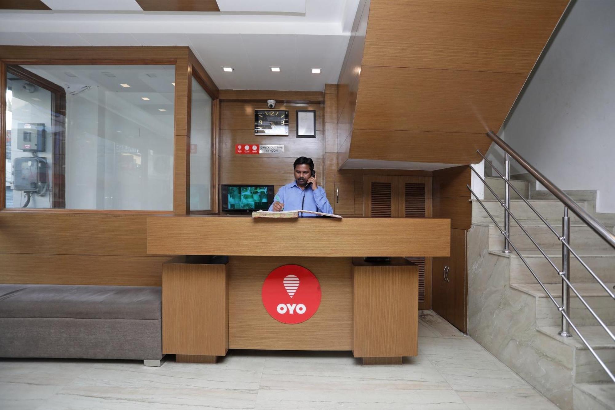 Hotel O Sun Palace Delhi  Exterior photo